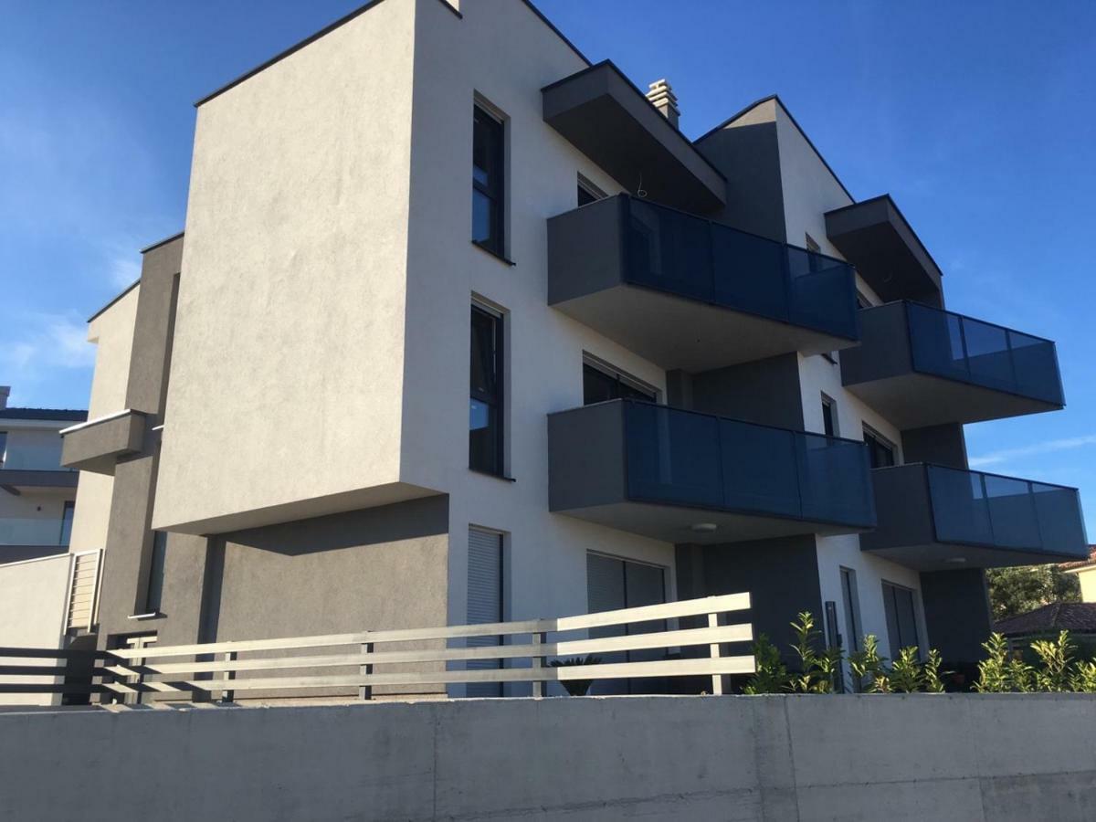 Apartment Sara Krk Town